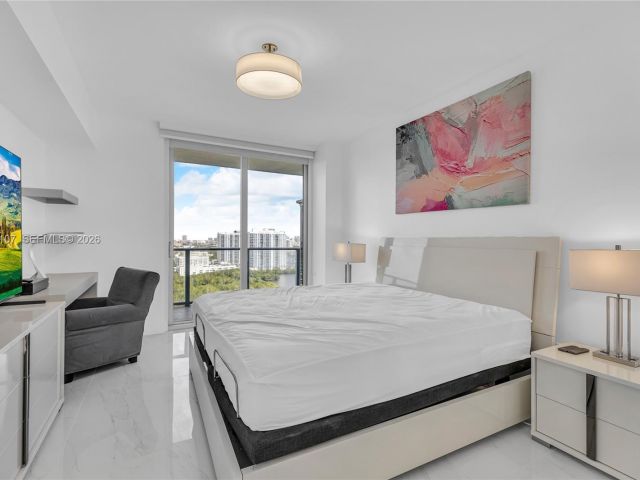 Apartment for rent  Unit #2301 - photo 7131032