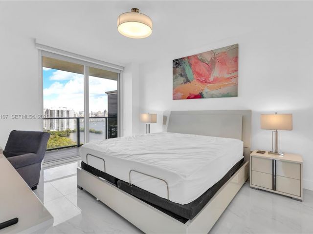 Apartment for rent  Unit #2301 - photo 7131033