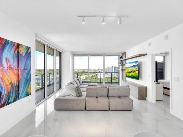 Apartment for rent  Unit #2301 - photo 7131041