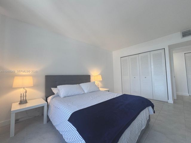 Apartment for sale  Unit #1710 - photo 7128246