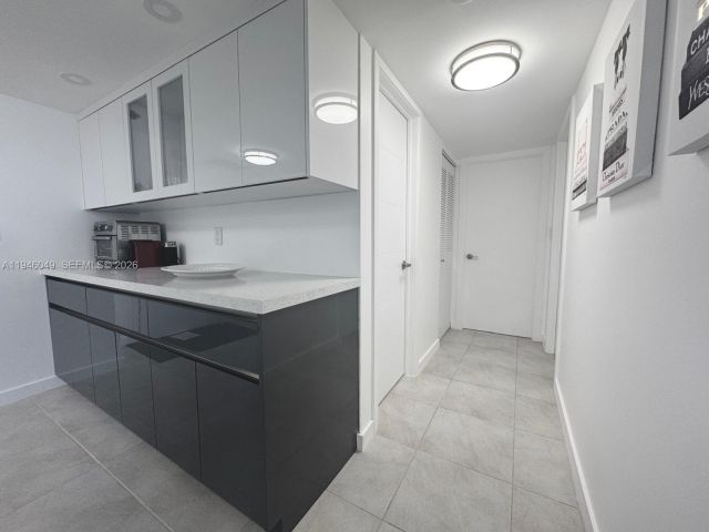 Apartment for sale  Unit #1710 - photo 7128253