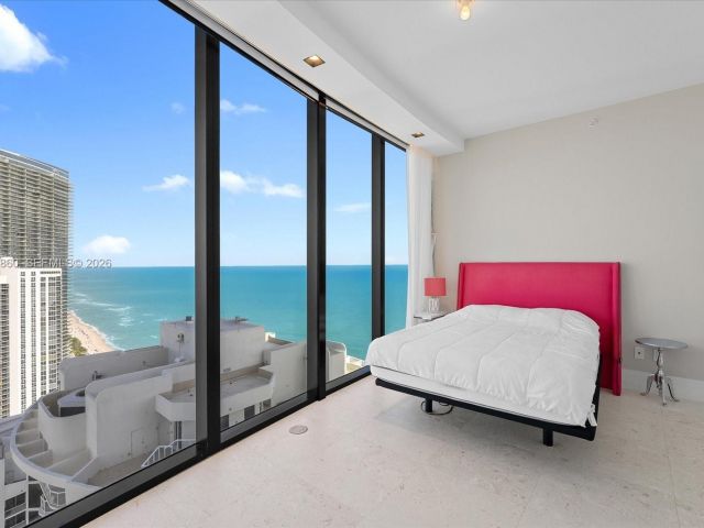 Apartment for rent  Unit #3405 - photo 7169705