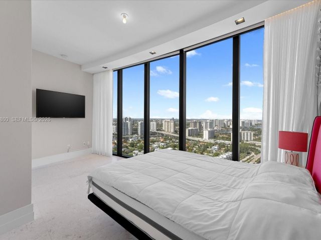 Apartment for rent  Unit #3405 - photo 7169706