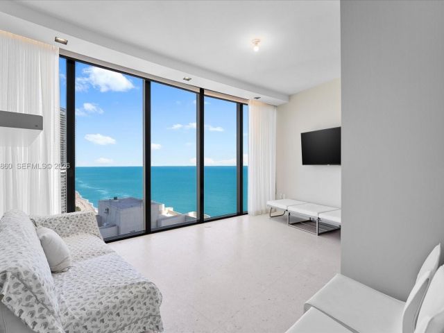 Apartment for rent  Unit #3405 - photo 7169708