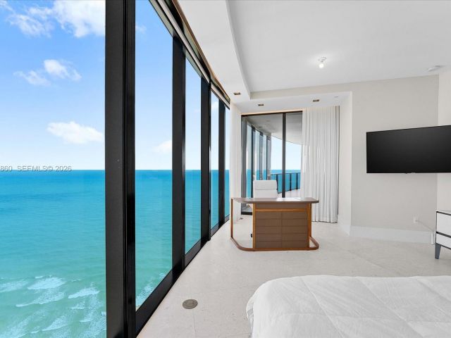 Apartment for rent  Unit #3405 - photo 7169711