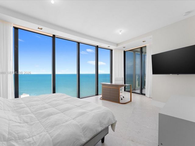 Apartment for rent  Unit #3405 - photo 7169712