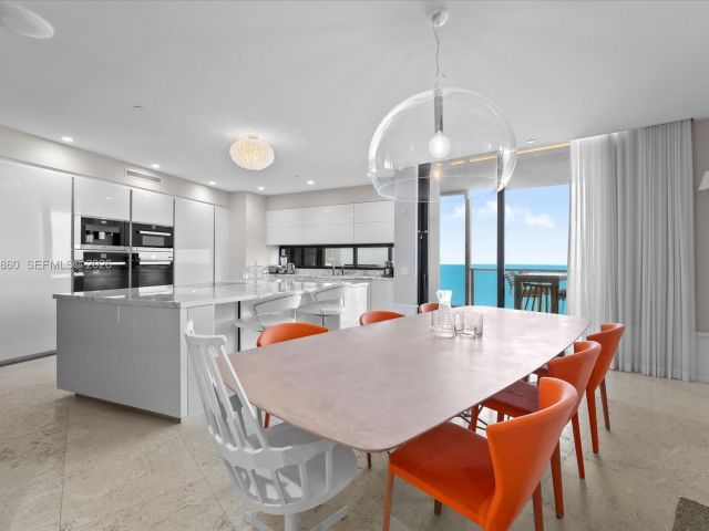 Apartment for rent  Unit #3405 - photo 7169717