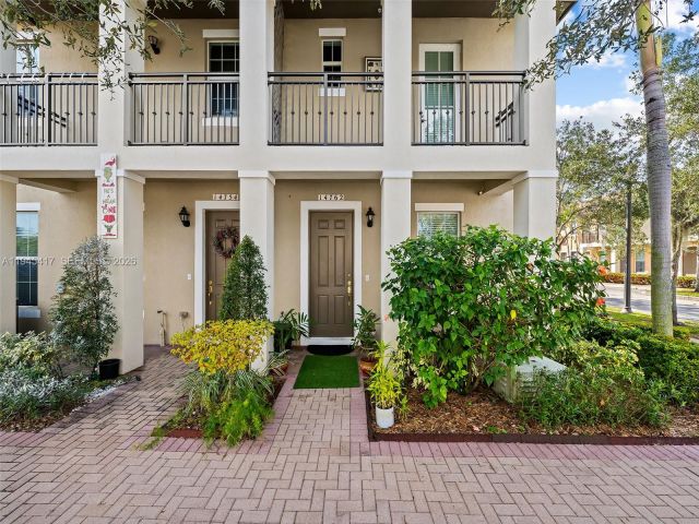 3-bedroom home for rent in Pembroke Pines - 14762 SW 12th St - MondialRealty