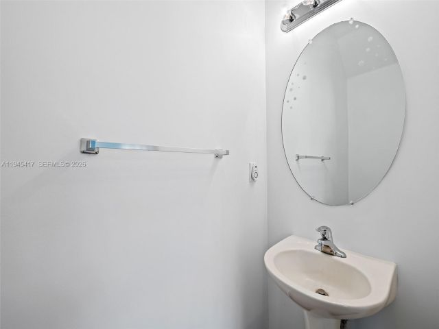 3-bedroom home for rent in Pembroke Pines - 14762 SW 12th St - MondialRealty