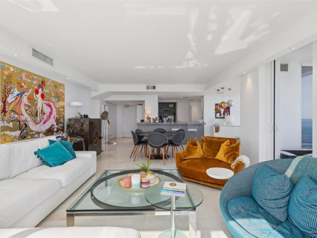 Apartment for sale  Unit #1110 - photo 7131186