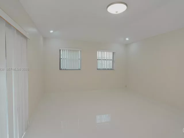 2-bedroom home for rent in Boca Raton - 518 NE 48th St 518 - MondialRealty