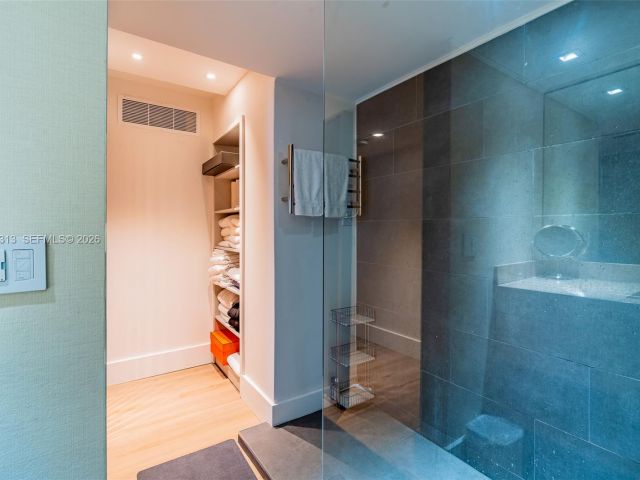 Apartment for sale  Unit #719 - photo 7131446