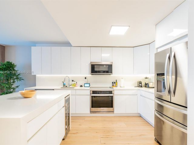 Apartment for sale  Unit #719 - photo 7131453