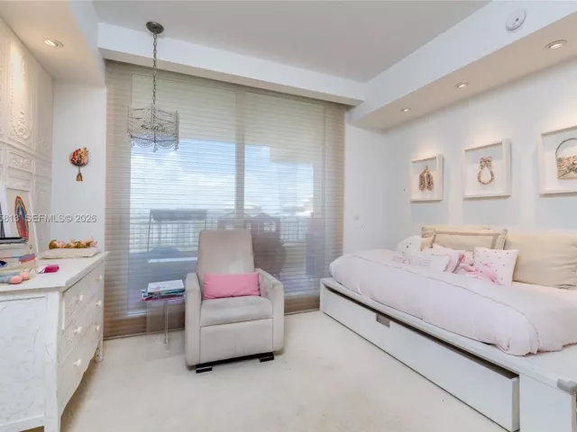 Apartment for rent  Unit #1005 - photo 7132238