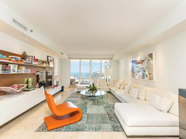 Apartment for rent  Unit #1005 - photo 7132246