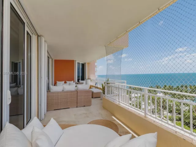 Apartment for rent  Unit #1005 - photo 7132234