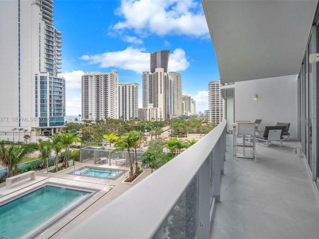 Apartment for rent  Unit #504 - photo 7131252