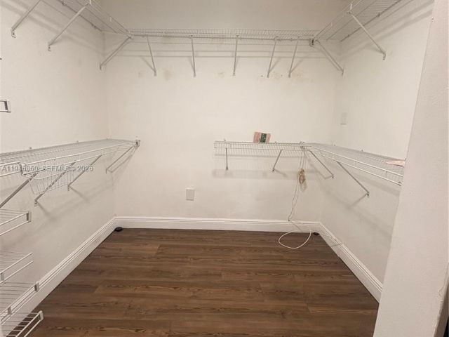 Home for rent at 8221 NW South River Dr 1 - photo 7443081