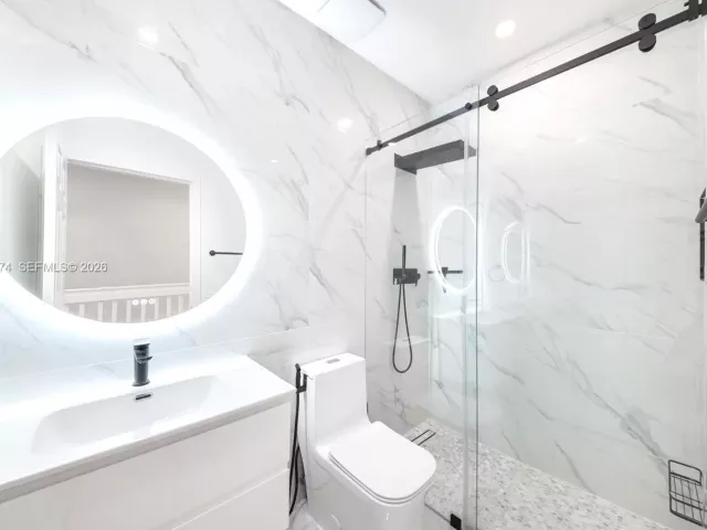 3-bedroom home for rent in Doral - 5560 NW 107th Ave 1012 - MondialRealty