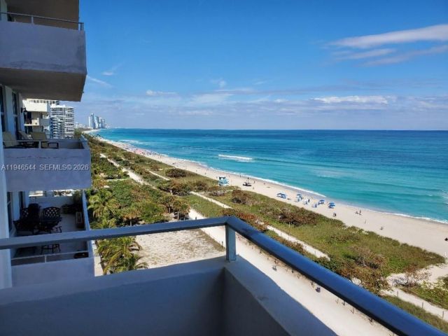 Apartment for rent  Unit #1102 - photo 7131179