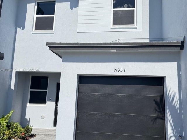 3-bedroom home for rent in Miami - 17953 SW 359 17953 - MondialRealty