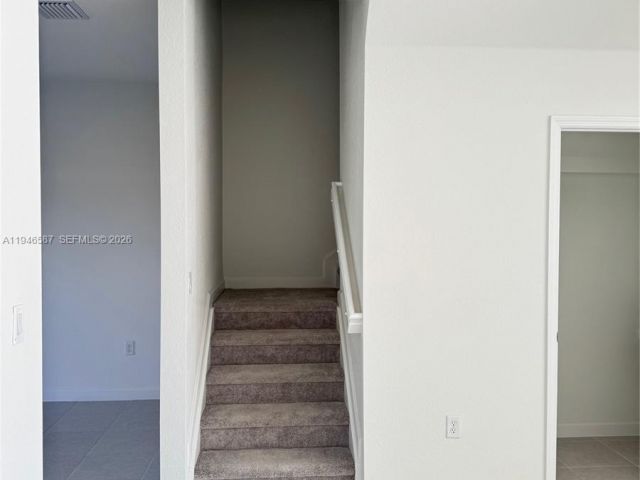 3-bedroom home for rent in Miami - 17953 SW 359 17953 - MondialRealty