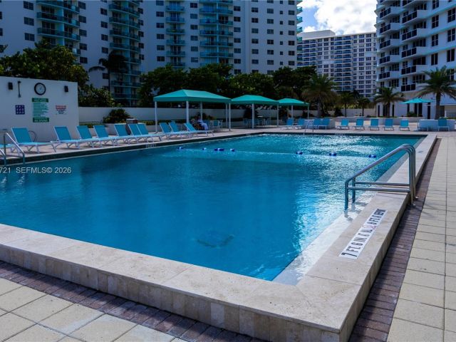 Apartment for rent  Unit #1116 - photo 7131725