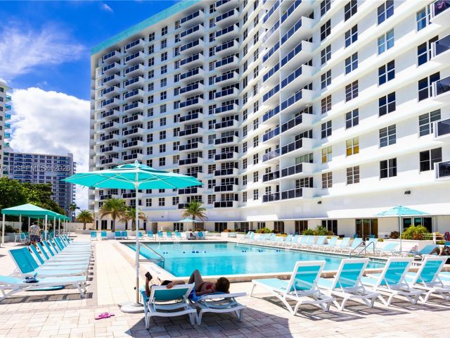 Apartment for rent  Unit #1116 - photo 7131727