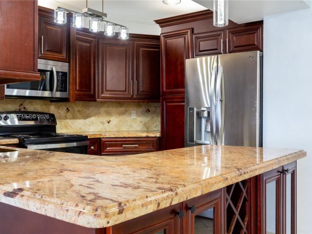 Apartment for rent  Unit #1116 - photo 7131738