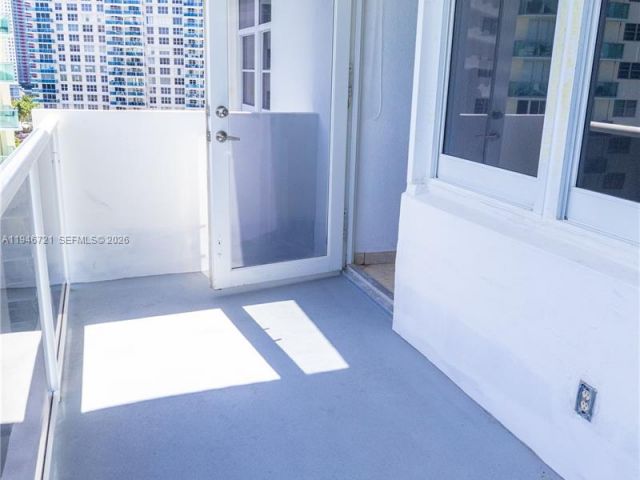 Apartment for rent  Unit #1116 - photo 7131741