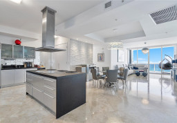 Apartment #4404 at Trump Royale