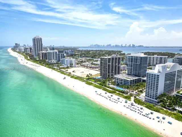 1-bedroom condo for sale in Miami Beach - 6801 Collins Ave 417 (404 Deed) - MondialRealty