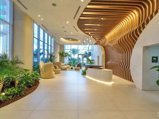 2-bedroom condo for rent in Miami - 700 NE 24th Street 3202 - MondialRealty