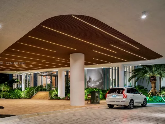 2-bedroom condo for rent in Miami - 700 NE 24th Street 3202 - MondialRealty