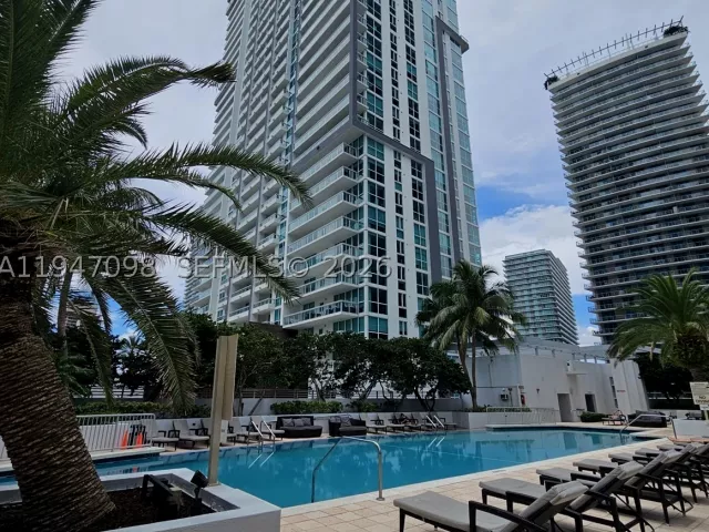 2-bedroom condo for sale in Miami - 1060 Brickell Ave 1917 - MondialRealty