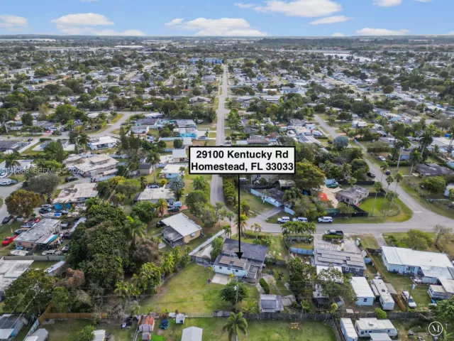 3-bedroom home for sale in Homestead - 29100 Kentucky Rd - MondialRealty