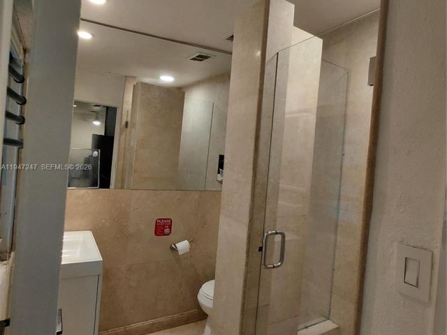 Home for rent at 1050 NE 82nd St 3 - photo 7515137