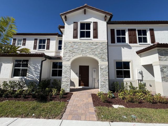 3-bedroom home for rent in Homestead - 2732 SE 26 AVE 2732 - MondialRealty