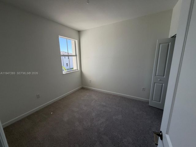 3-bedroom home for rent in Homestead - 2732 SE 26 AVE 2732 - MondialRealty