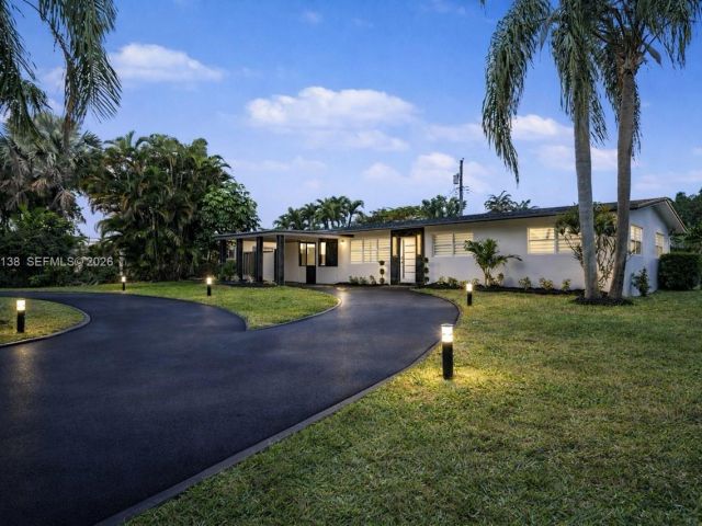 Home for sale at 317 NW 27th St - photo 7240922