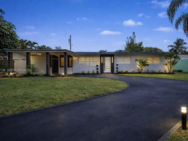 Home for sale at 317 NW 27th St - photo 7240923