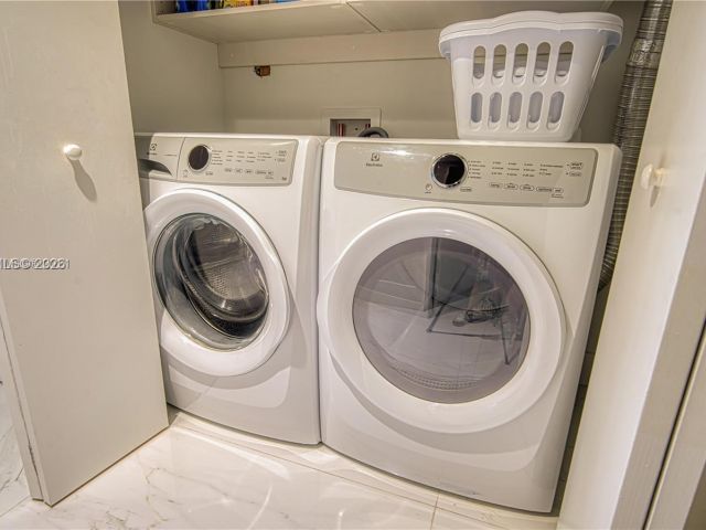 Apartment for sale  Unit #1415 - photo 7189489