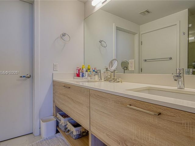 Apartment for sale  Unit #1415 - photo 7189495