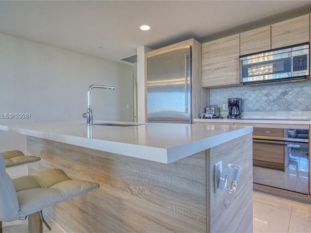 Apartment for sale  Unit #1415 - photo 7189502