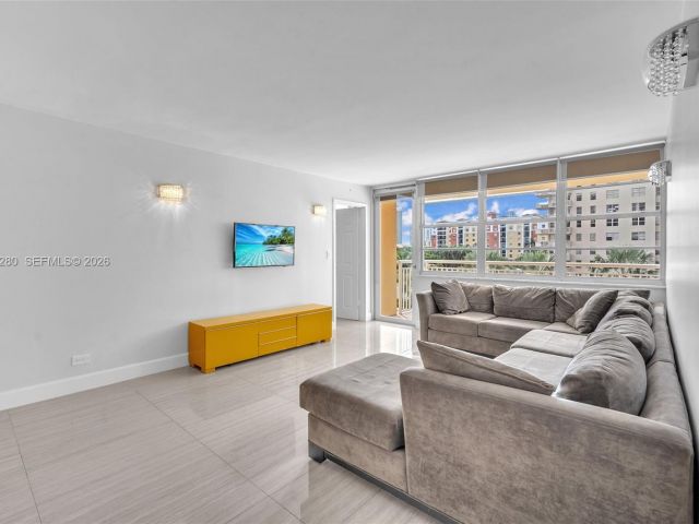 2-bedroom condo for rent in Sunny Isles Beach - 251 174th St 311 - MondialRealty