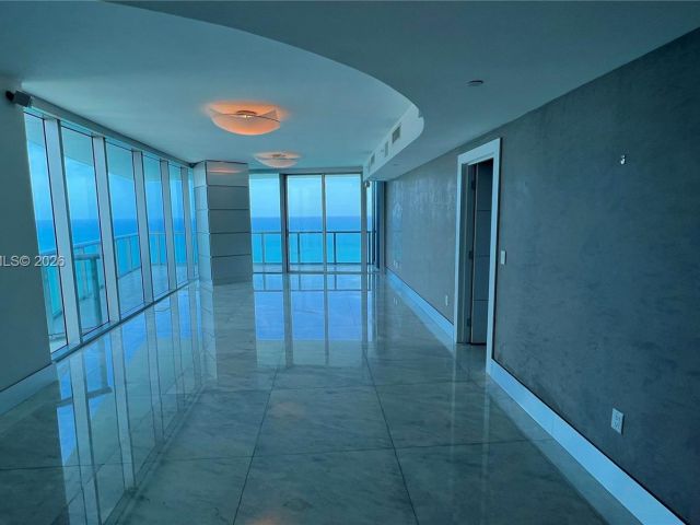 Apartment for sale  Unit #3808 - photo 7137458