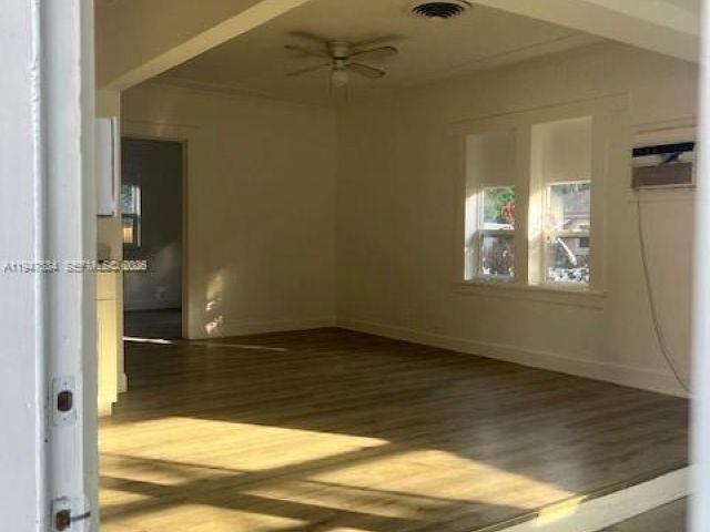 2-bedroom home for rent in Miami - 231 NE 56th St 1 - MondialRealty