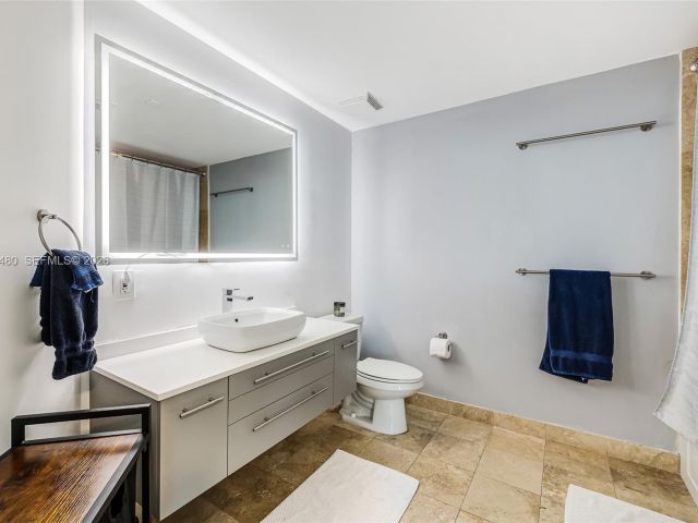 Apartment for sale  Unit #2104 - photo 7142836