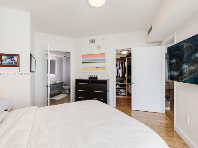 Apartment for sale  Unit #2104 - photo 7142837