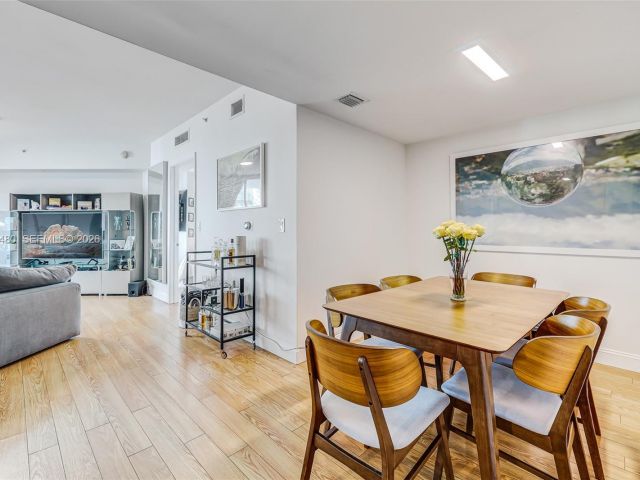 Apartment for sale  Unit #2104 - photo 7142840